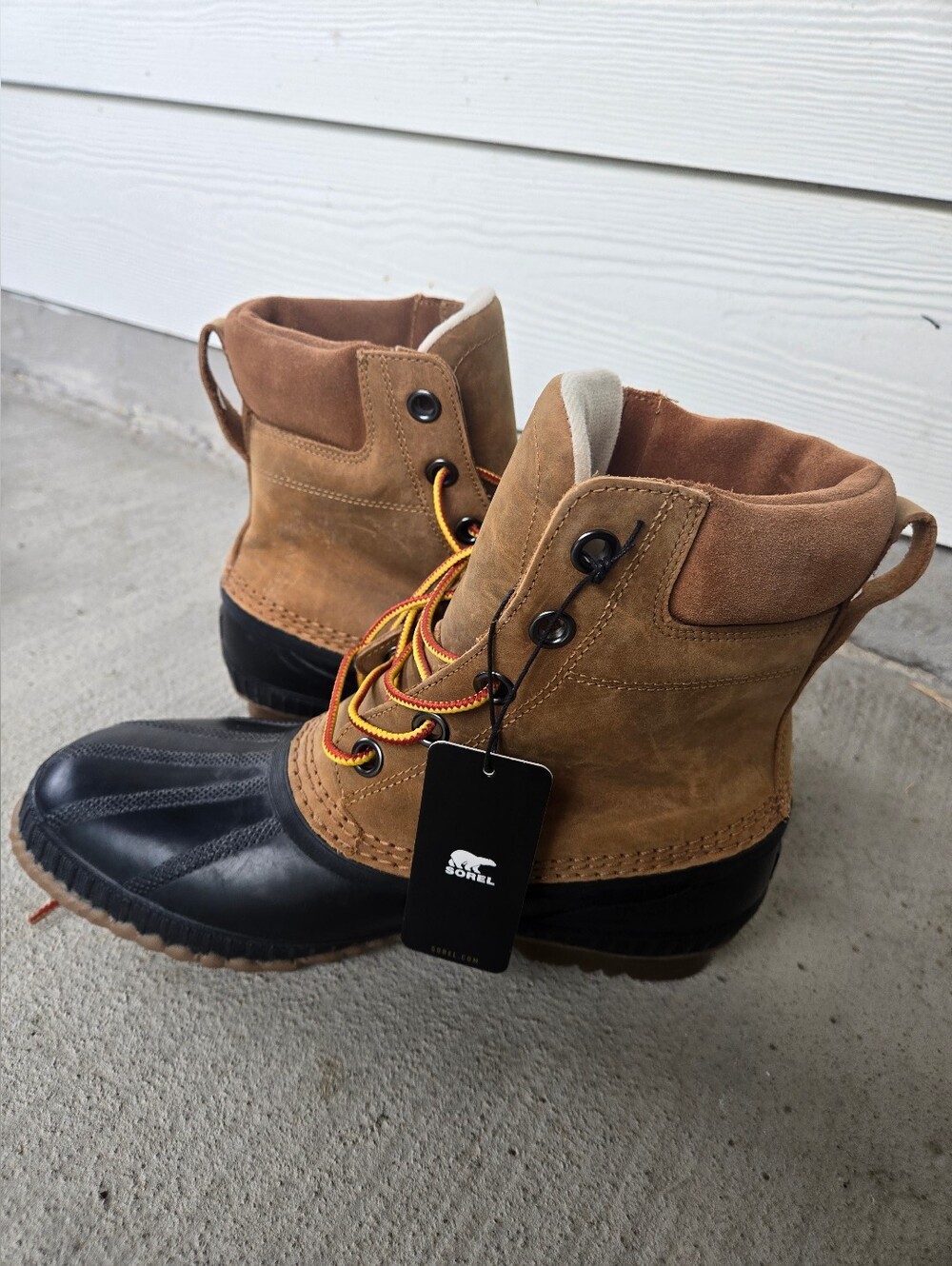Sorel Tan Suede & Black Rubber Duck Boot